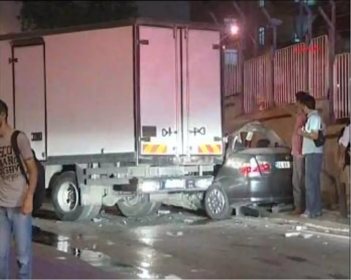 Kartal\'da Kaza1 Ölü, 5 Yaralı