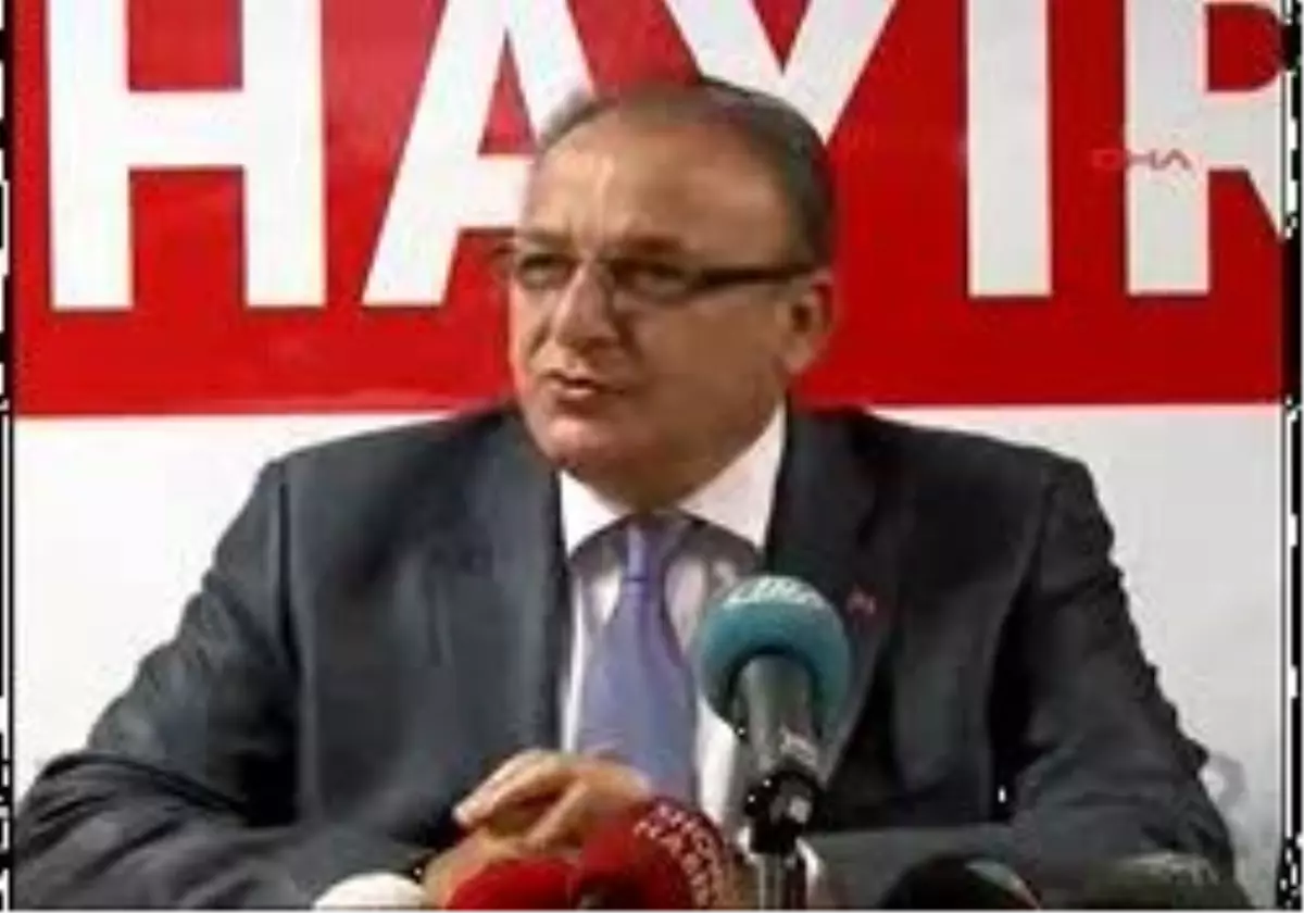 İzmir1 Mhp Başkan Vekili Vural:Pazarlık Masası Oturanların Kafasına Geçer
Mhp Başkan Vekili Vural:Pazarlık Masası Oturanların Kafasına Geçer