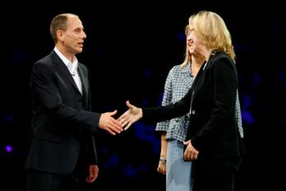 Microsoft Casper'ı 'Dünya'nın En İyi Pc Üreticisi' Seçti