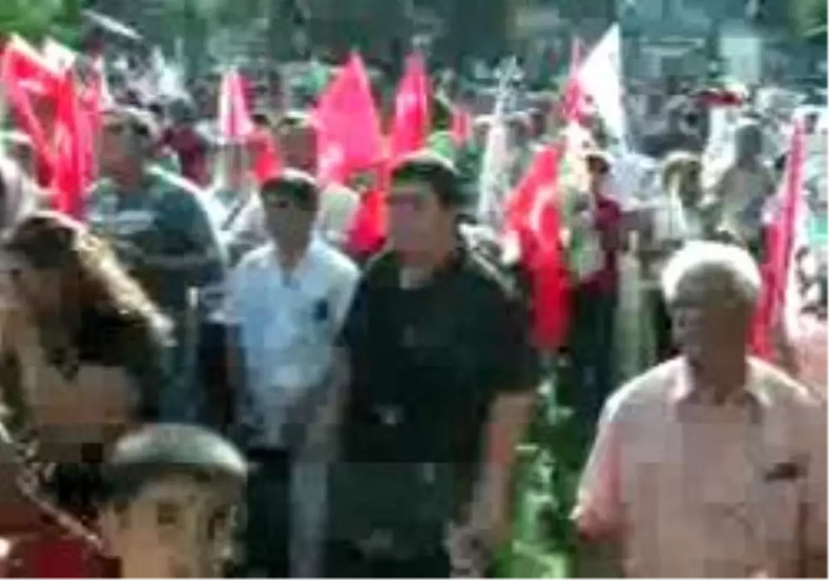 Bursa - Chp\'li İnce, Ak Parti İle Büyükanıt\'ı Hedef Aldı