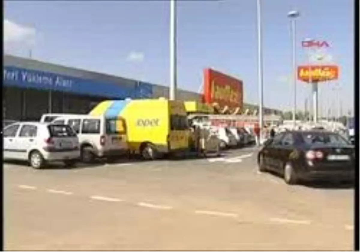 İzmit\'e Dev Mağaza