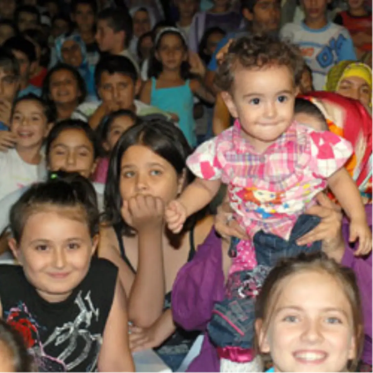 Mahallede Ramazan Akşamları Devam Ediyor

