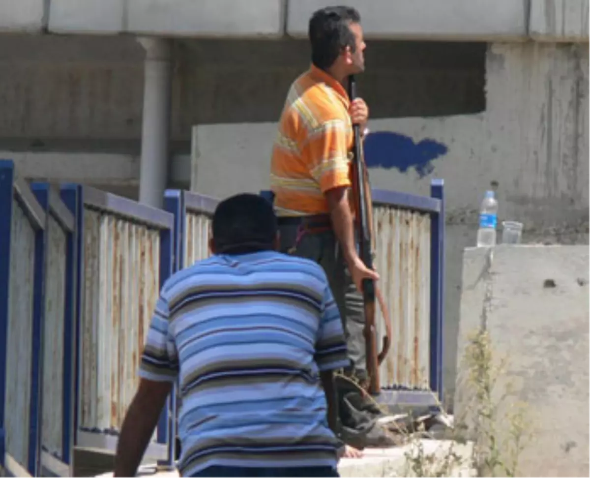 Soğuk Terler Döktürdü