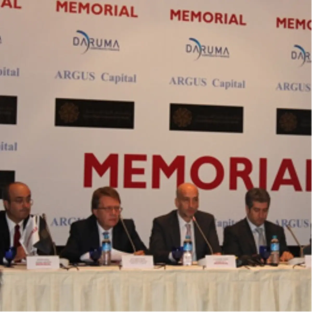 İngiliz Ve Katarlı Yatırımcılar Memorial’in Hissedarı Oldu