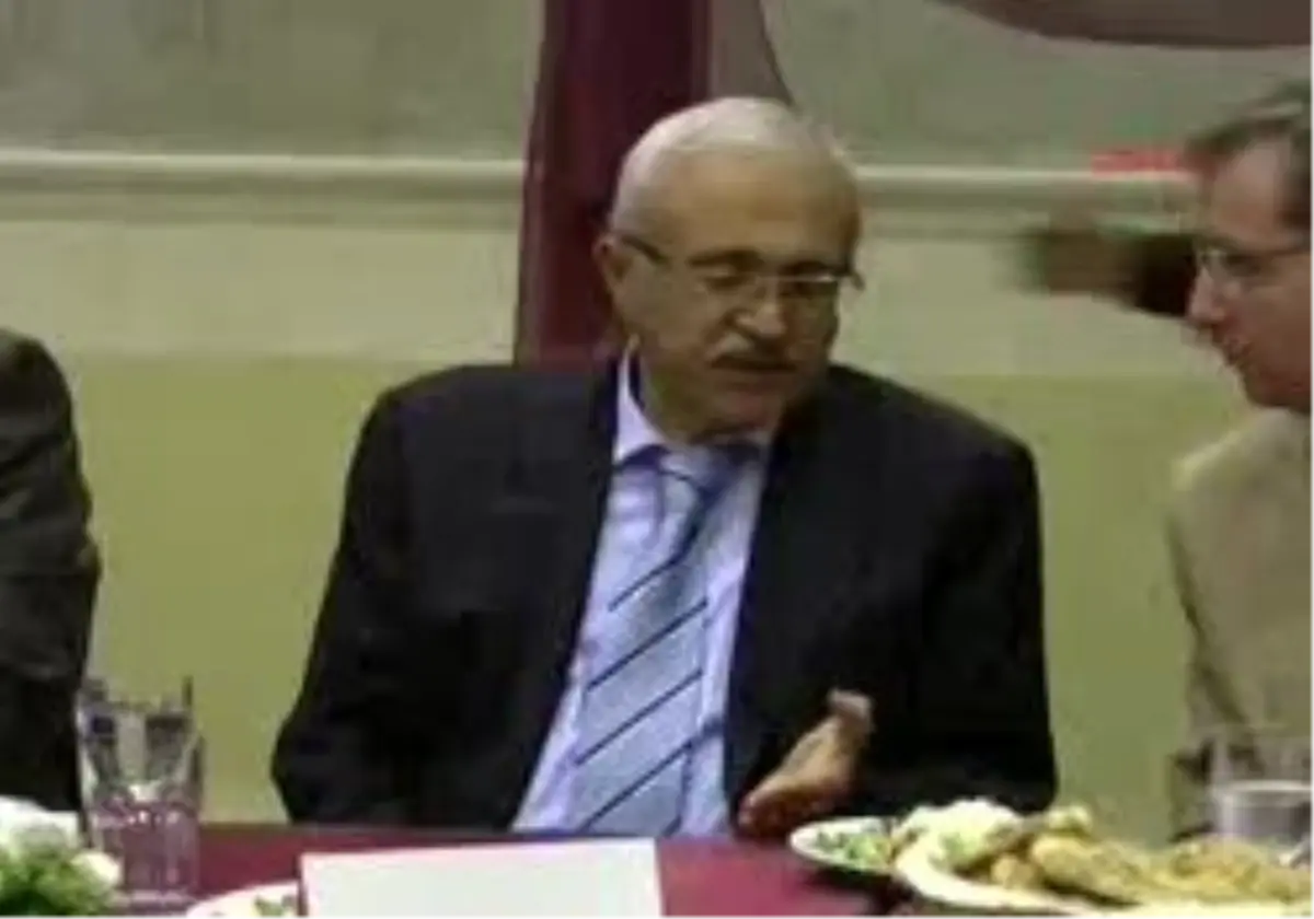 Tekirdağ - Vali?Nin Gözü Önünde Sigara Yasağını Deldiler