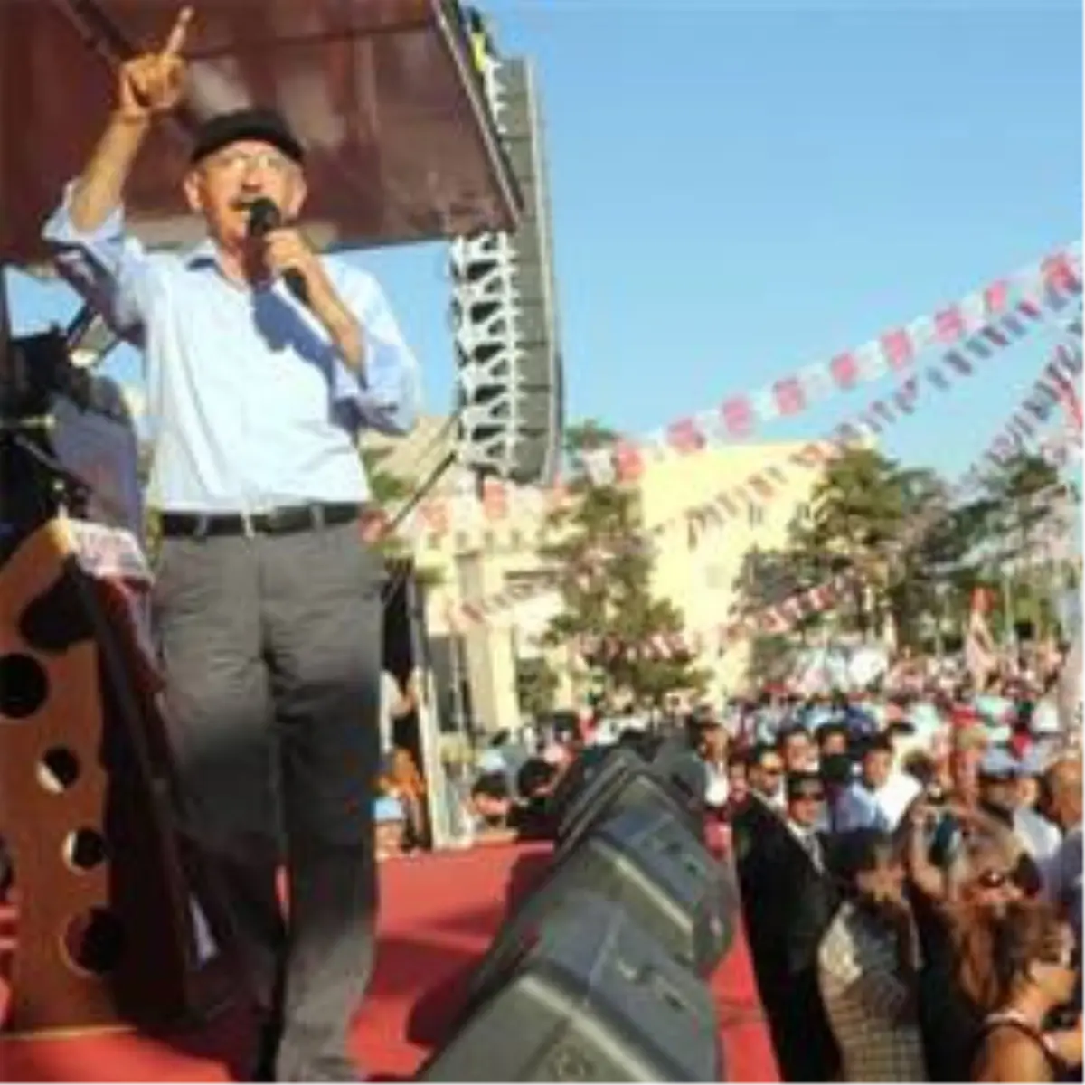 'Bir Kenan Evren Bir de Başbakan'