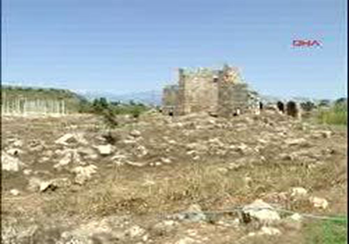Sütunlu Cadde Canlanıyor
