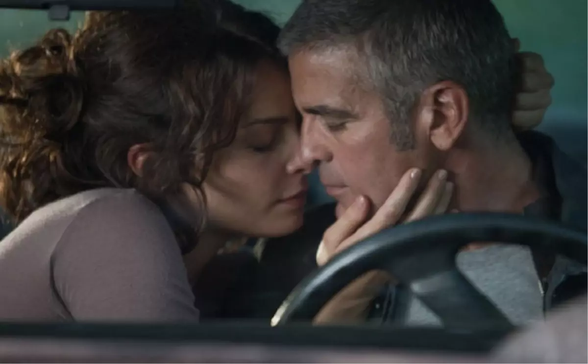 Clooney Sevişme Sahnelerinde Tecrübesizmiş