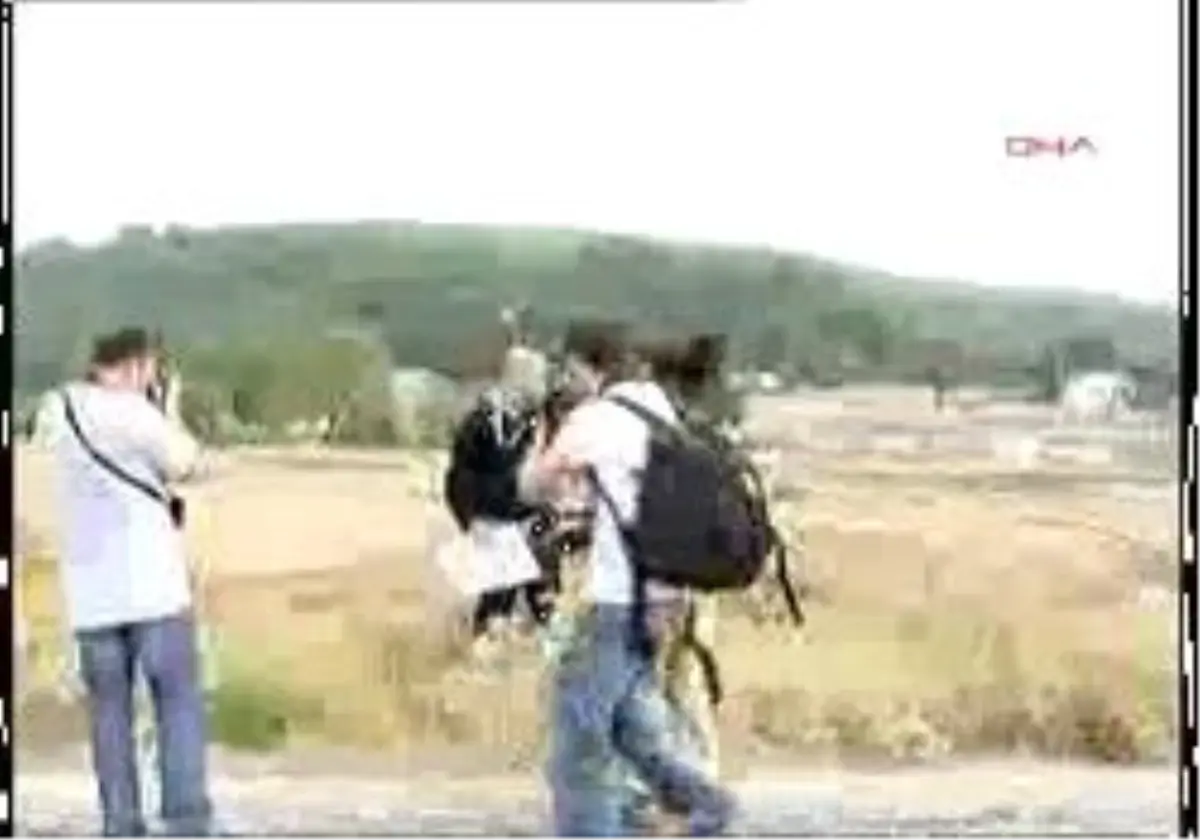 İzmirtamamıyağmur Altında Zincirli Allianoi Nöbeti