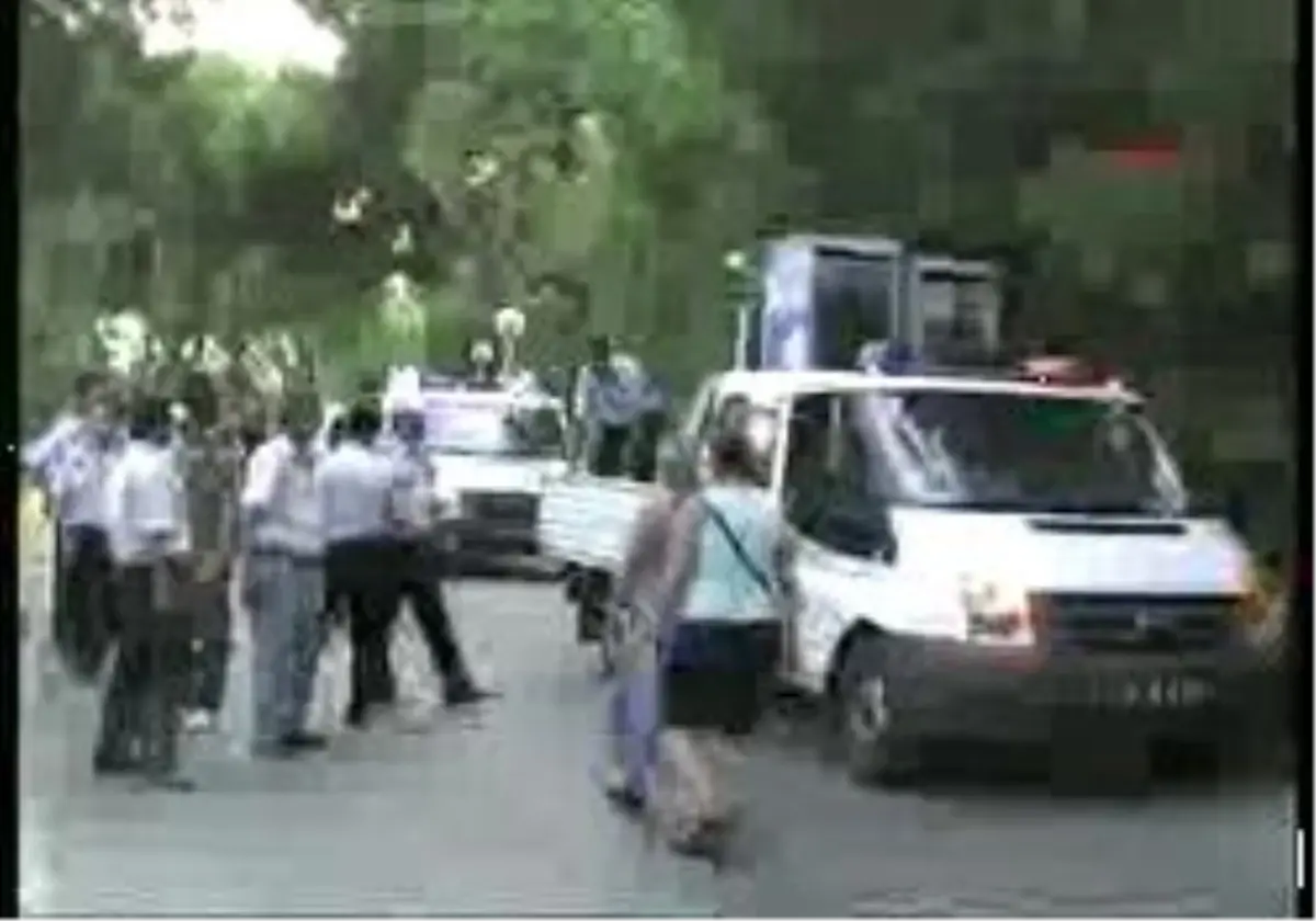 Zabıtadan Fuar Operasyonu
Zabıtadan Fuar Operasyonu