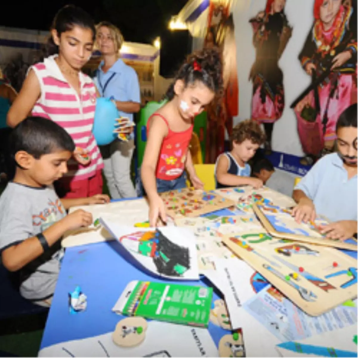 Bu Sokakta "Hayat" Var

