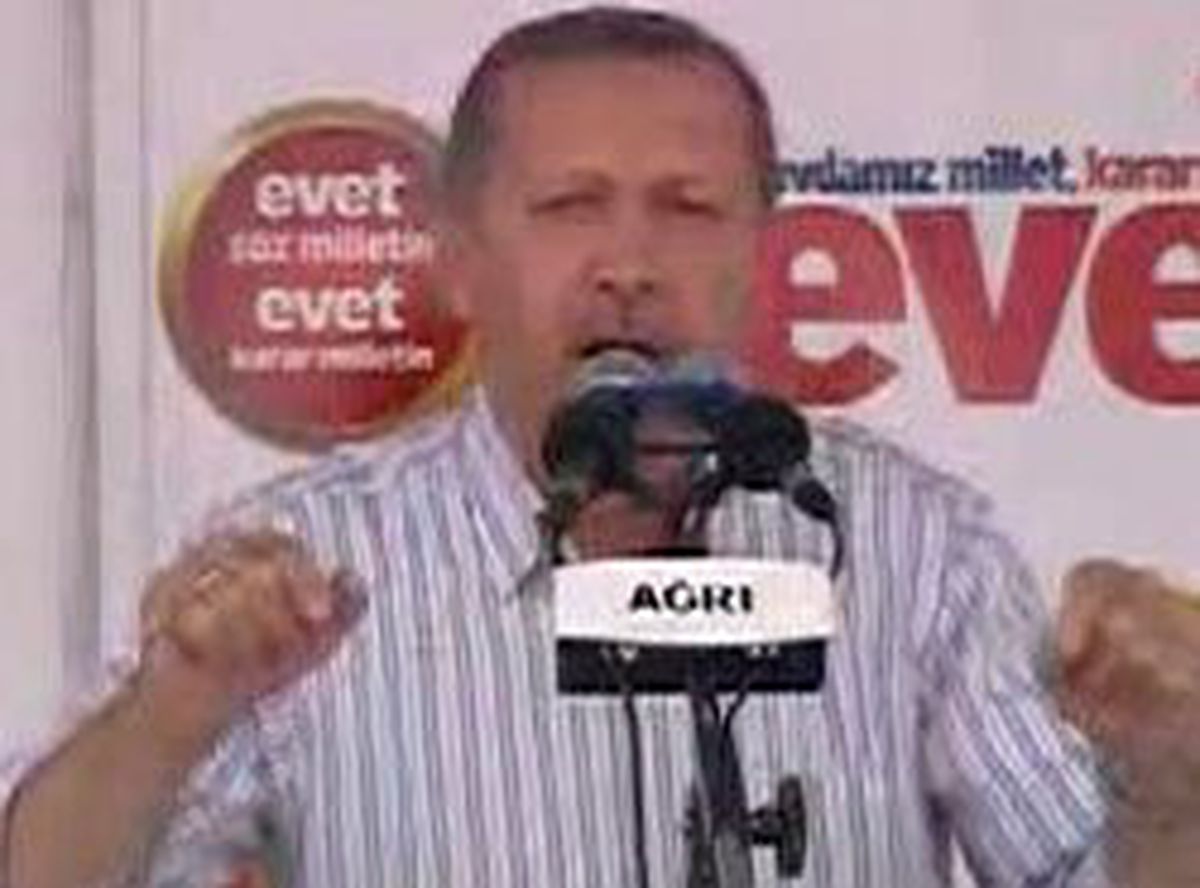 Erdoğan Muhalefeti Bombaladı