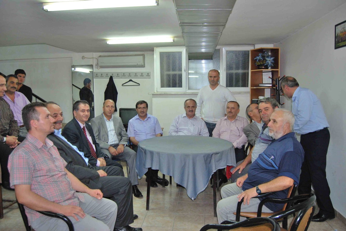 Aygün 'Referandum Siyasi Parti Destekleme İşi Değildir'


