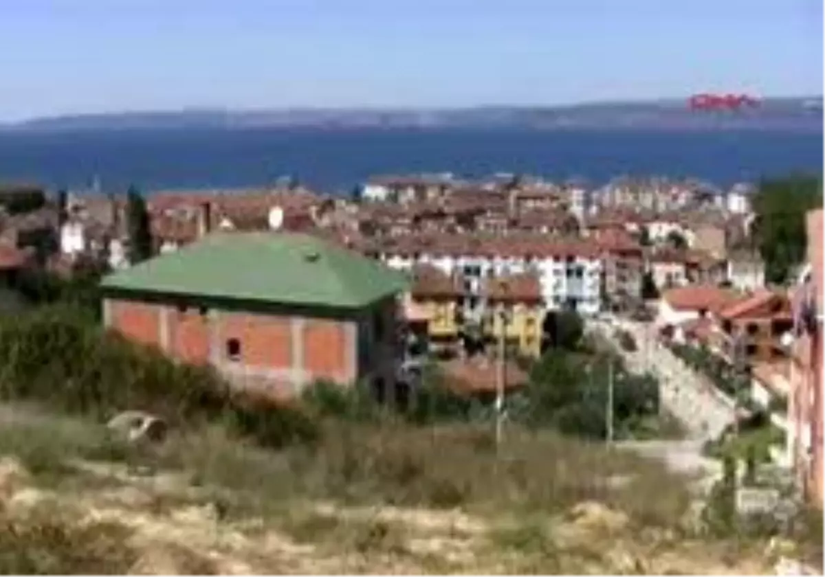 İzmitek Mahkumları Rüşvet Karşılığı Evlere Servis