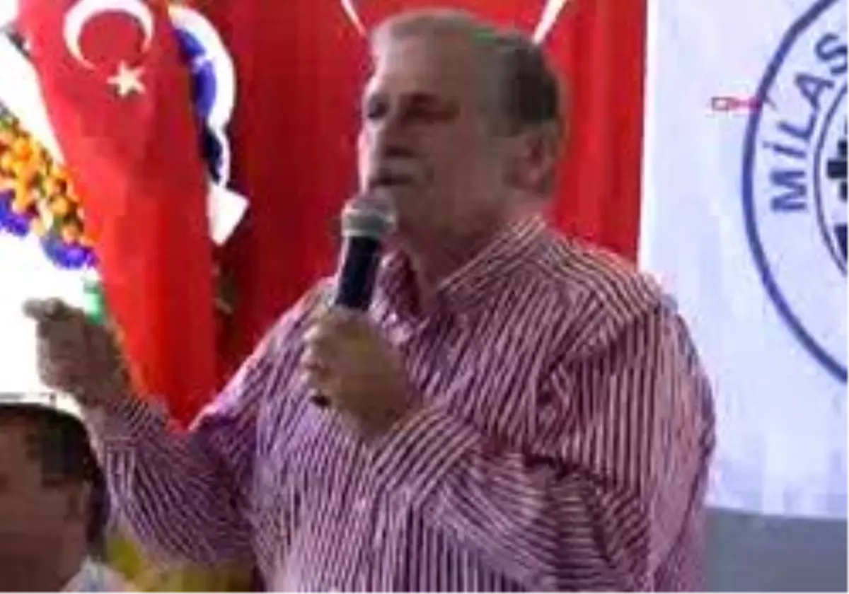 Milas 2 Çelebi ´Biz 12 Eylül Anayasası\'na ´Hayır´ Derken Onlar Beslendi´
Disk Genel Başkanı Süleyman Çelebi: