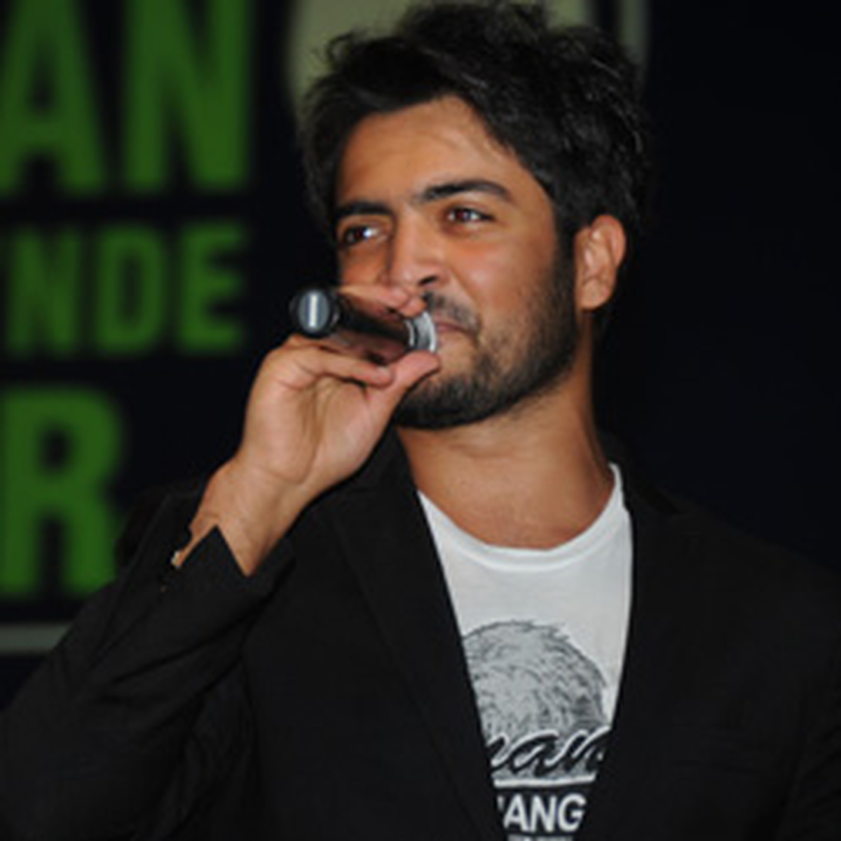 Yusuf Güney, Sevenleriyle Buluştu
