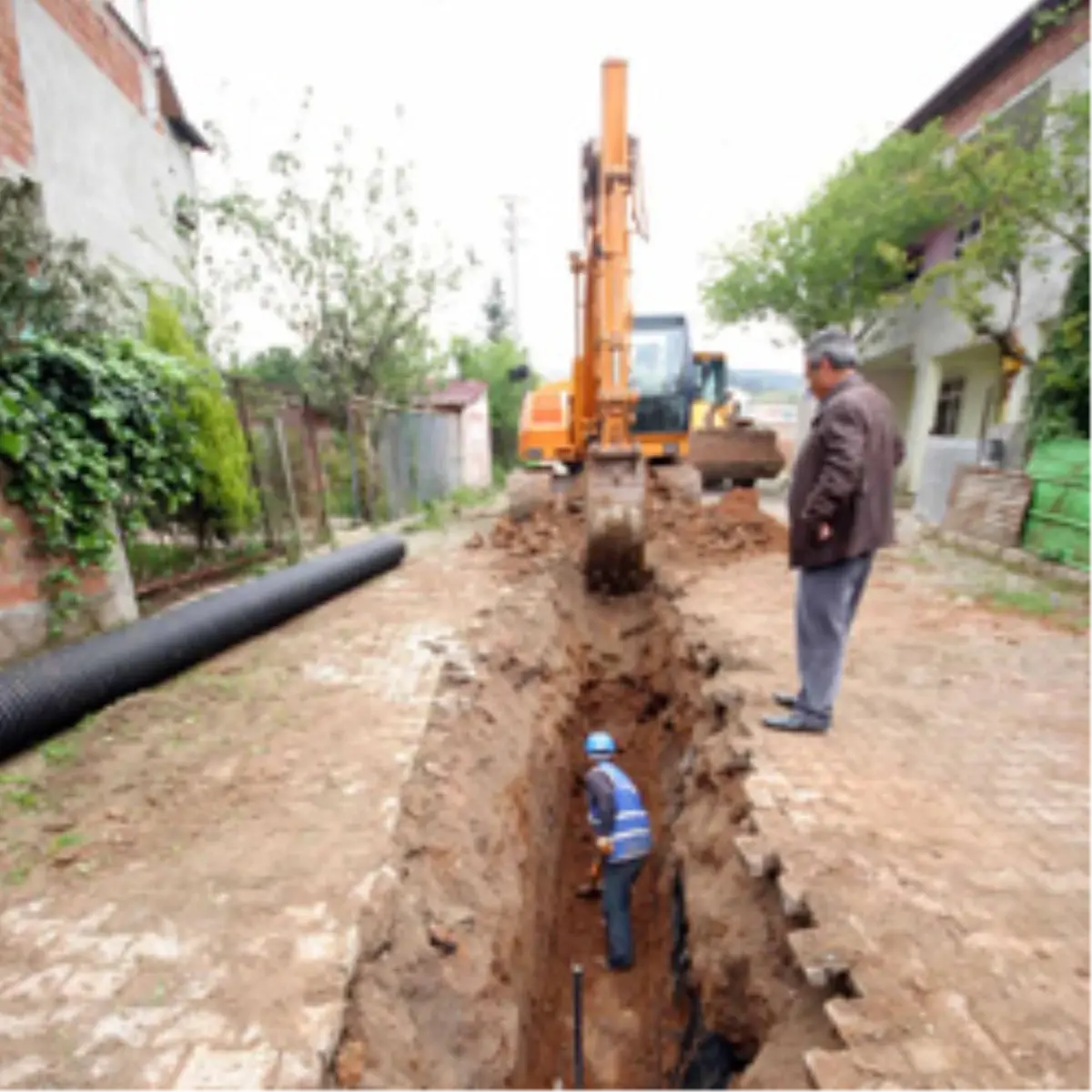 Çınarlı Mahallesi Sağlıklı Altyapıya Kavuştu