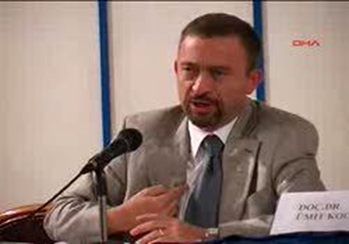 Zonguldak - Doç.Dr. Ümıt Kocasakal: 'Genetiğı Değiştirilmiş Evetçi Solcular'