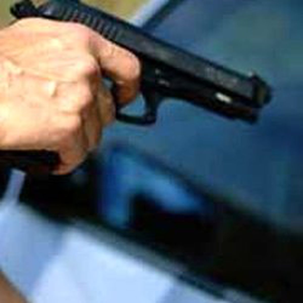 Belediyeye Baskın: 1 Ölü, 16 Yaralı