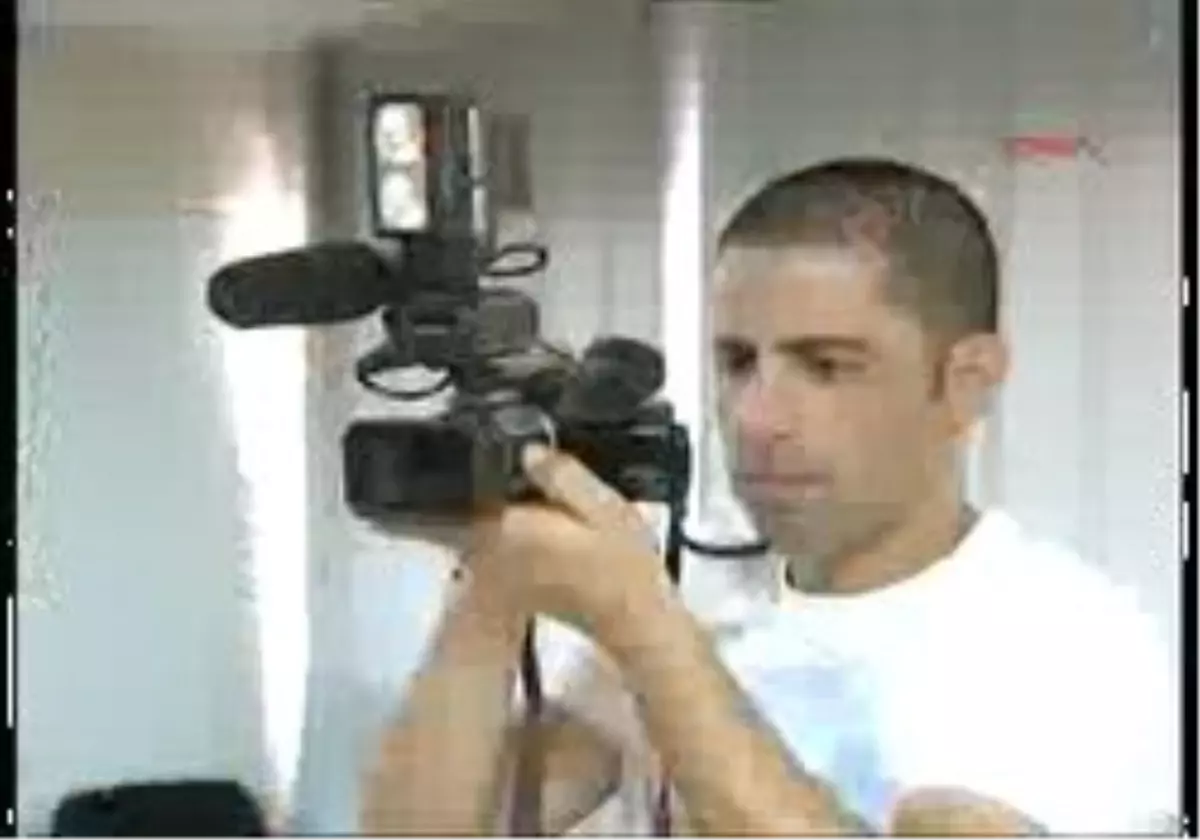 İzmir - Oktay Vural :``Recep Tayyip Erdoğan Tiyatrosu\'\'