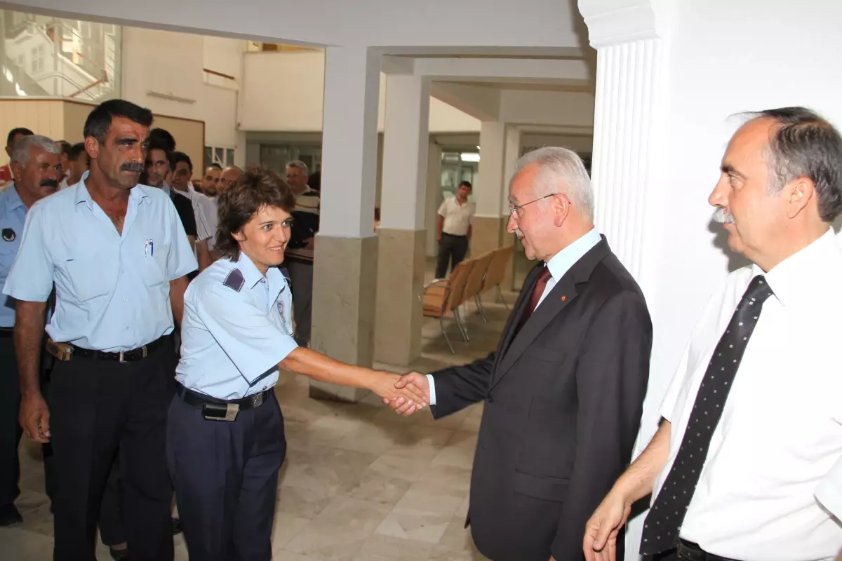 Başkan Akkaya Belediye Personeli İle Bayramlaştı