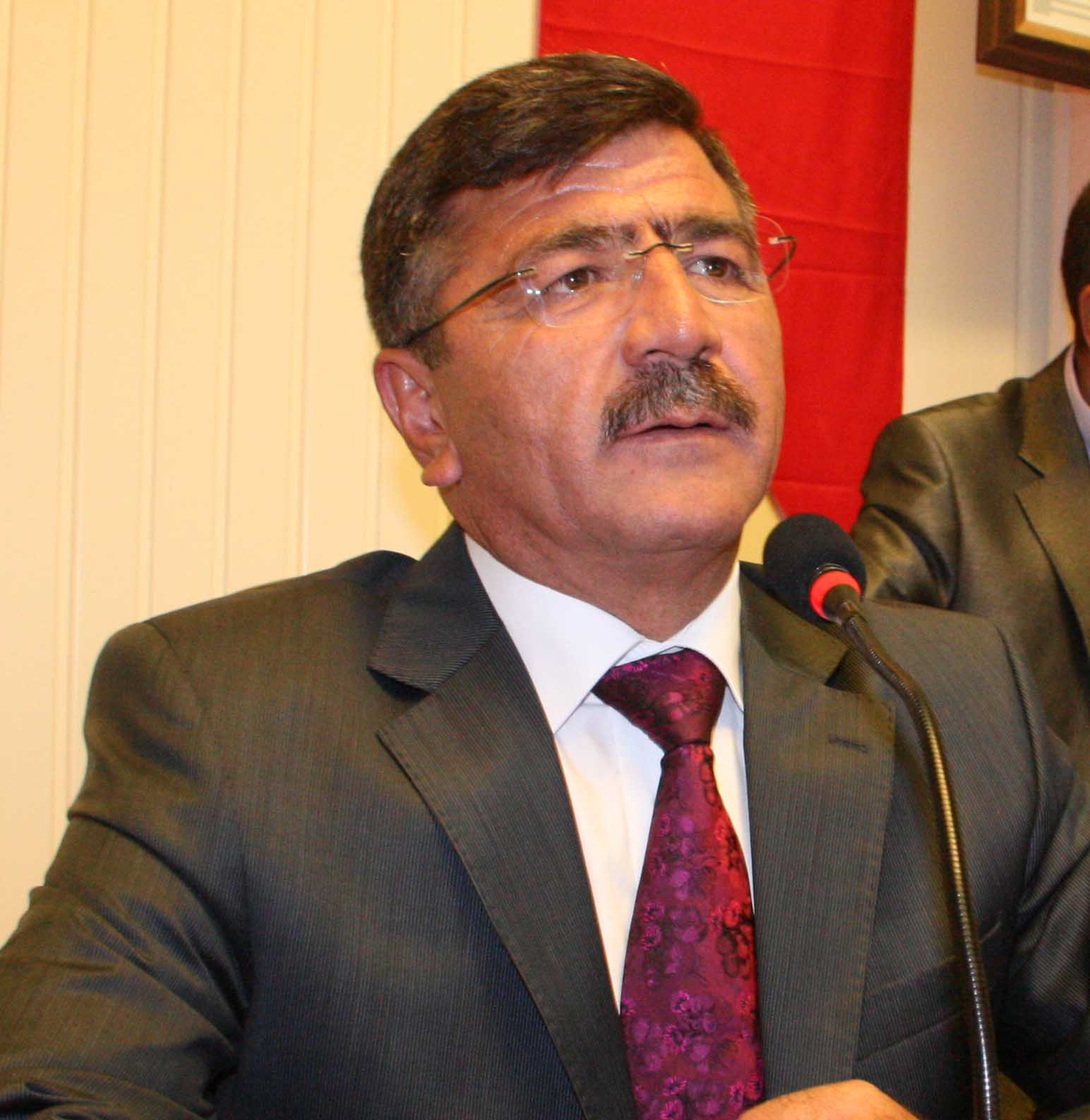 
Başkan Akdoğan, Tebrikleri Kabul Etti