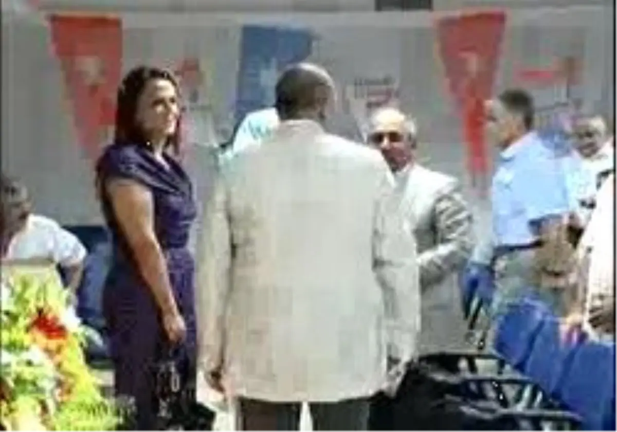 Antalya - Çavuşoğlu: 12 Eylül´De Prangalardan Kurtulacağız