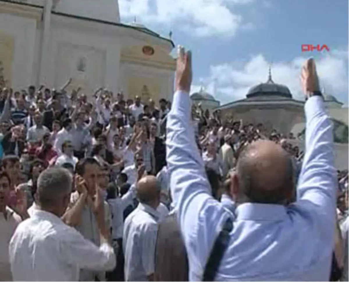 Kılıçdaroğlu\'nun Mitinginde Gerginlik