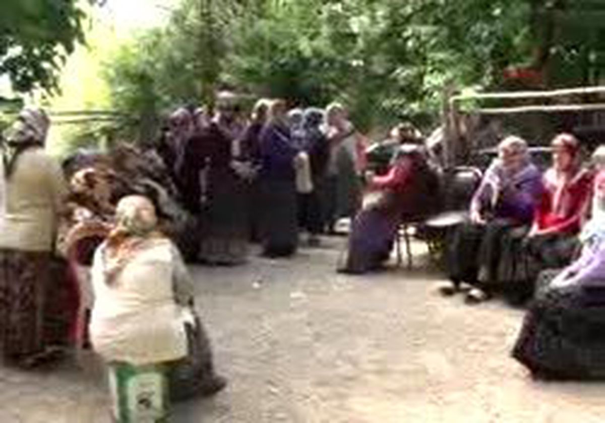 Bartın´Daki İntikam Cinayetleri.Akrabalarının Öldürdüğü Çift Toprağa Verildi