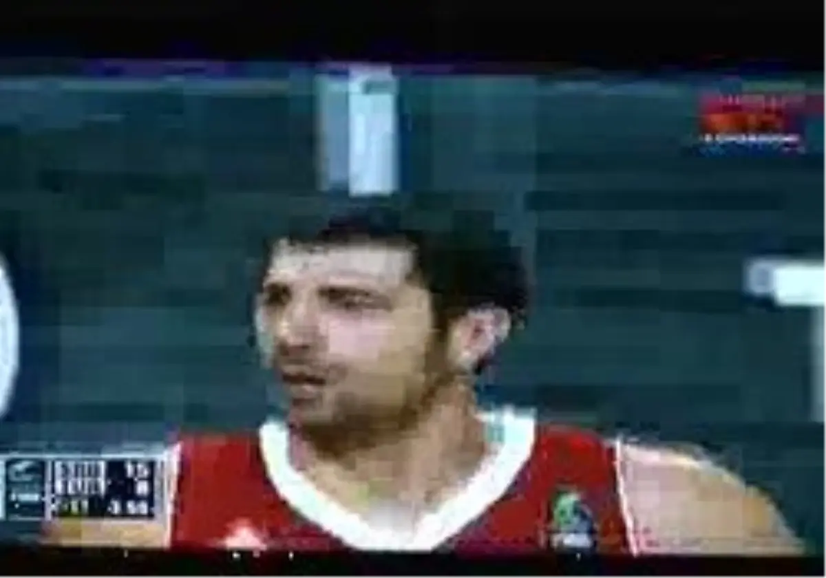 Türkiye?Nın Sırbistan?I Mağlup Etmesi Ardından Kosova Halkı Sokaklara Döküldü