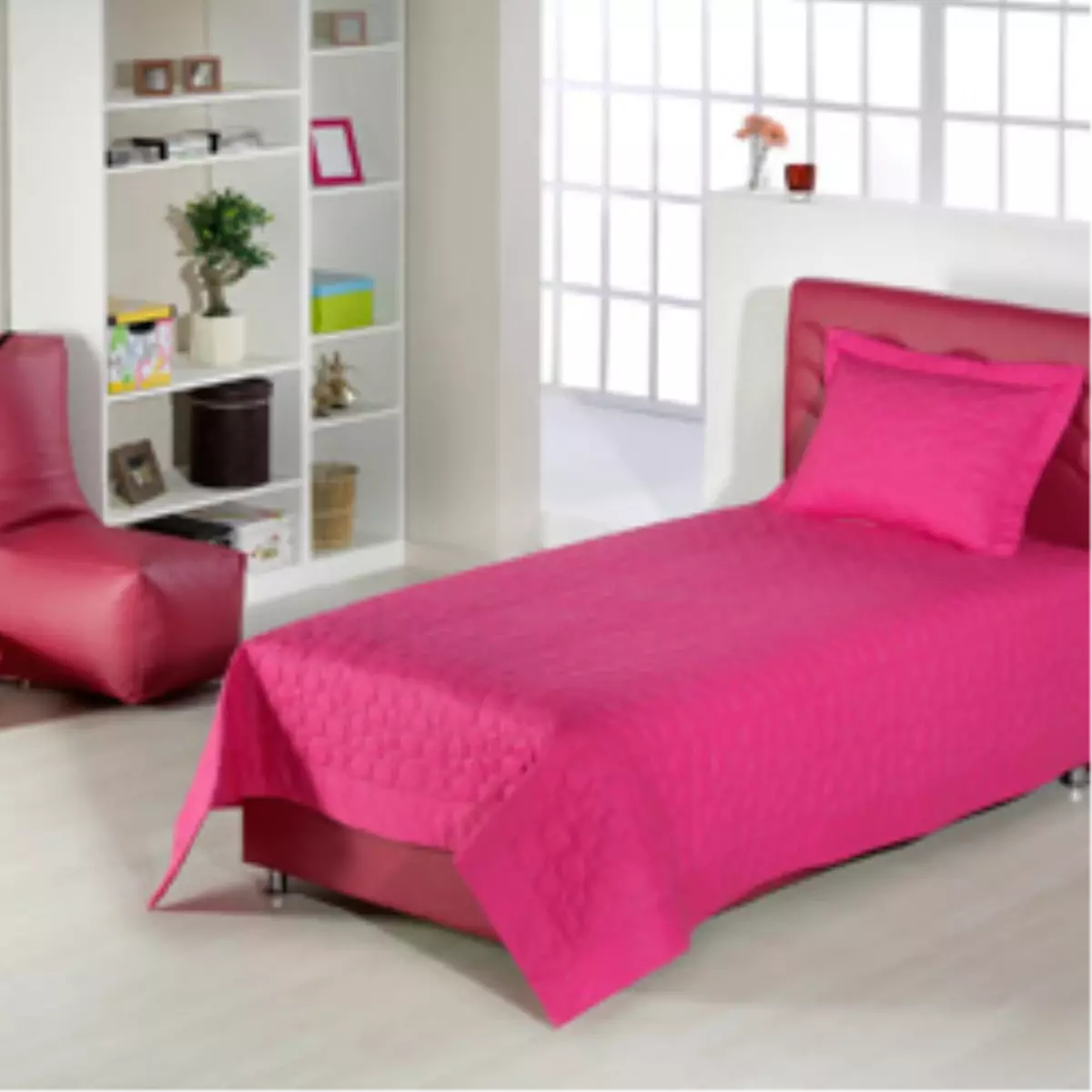 Genç Odalarına Renkli Çözümler Bellona'da