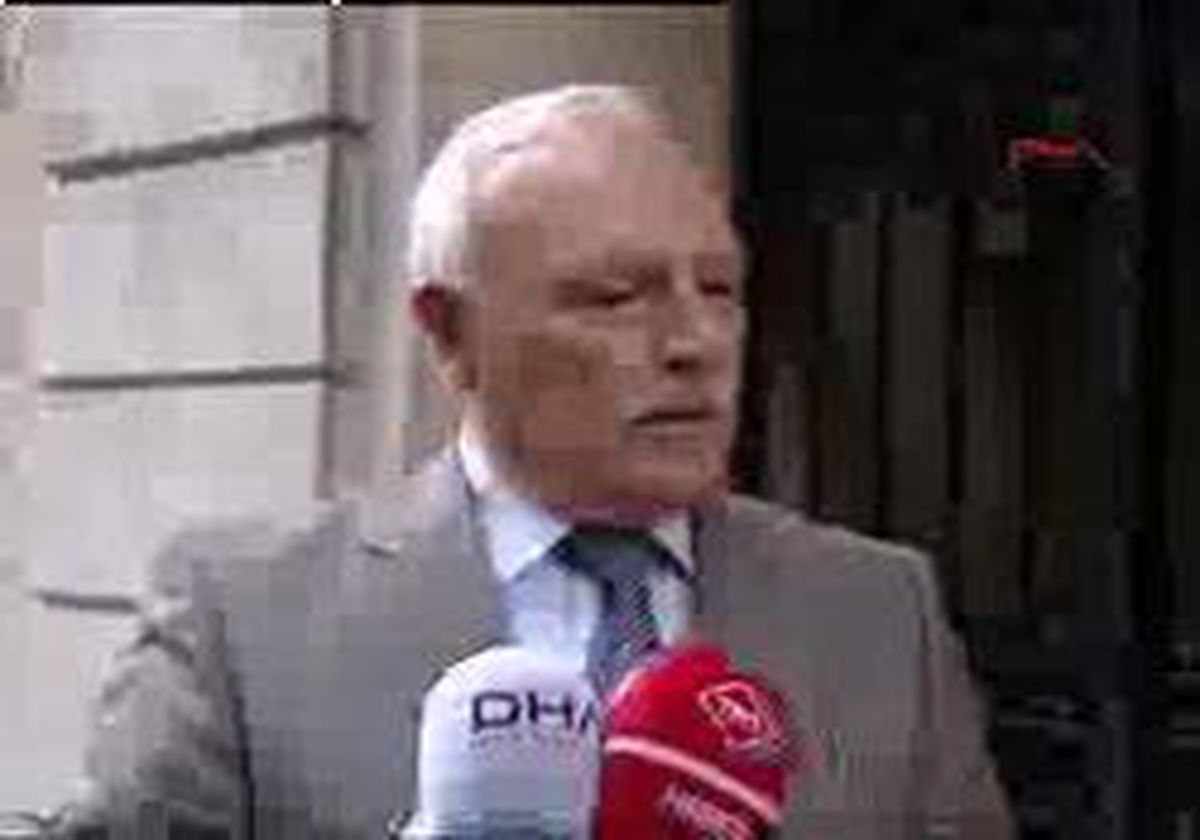 İşçi Partisi'nden Referandumda Usulsüzlük İddiası
İstanbul İşçi Partisi'nden Referandumda Usulsüzlük İddiası