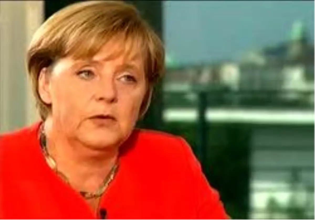 Merkel?İn Partisinde Çatlak