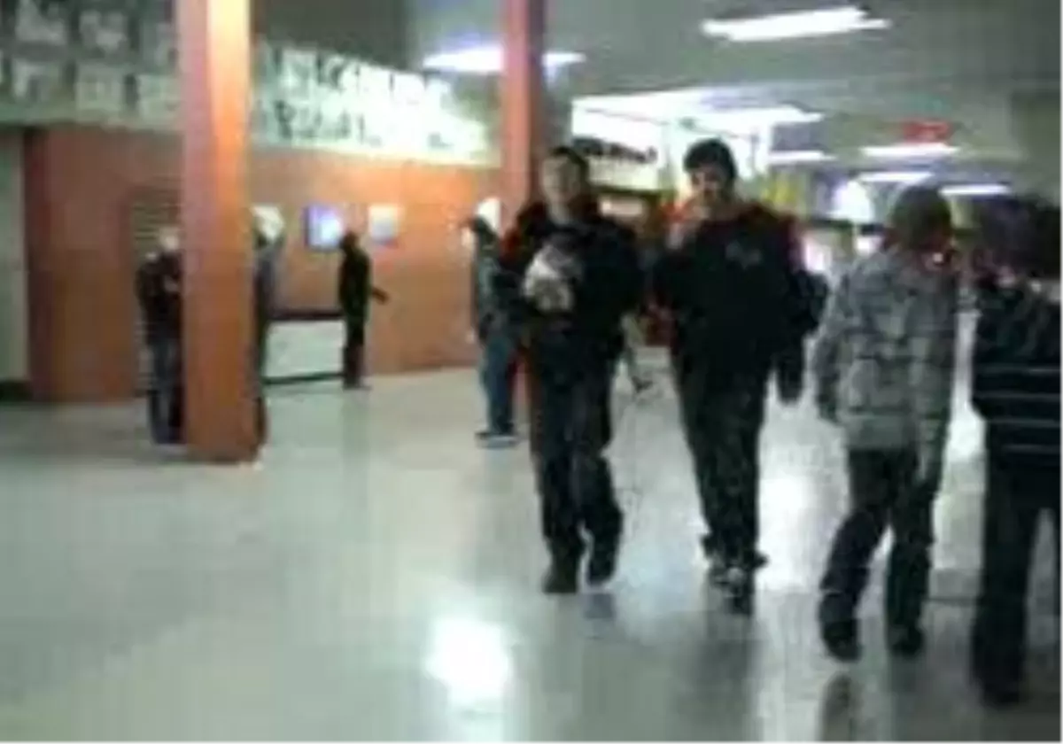 Nrv\'de Okul Yasası Sil Baştan