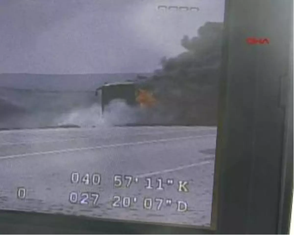 Yolcu Otobüsü Yarım Saatte Kül Oldu