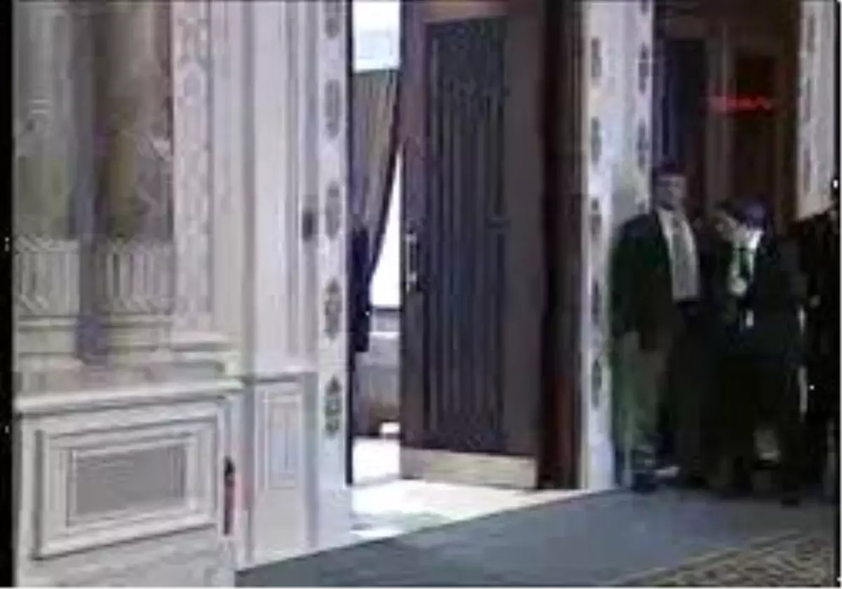 Türk Dili Konuşan Ülkeler Zirvesinde Rusça Konuştular?