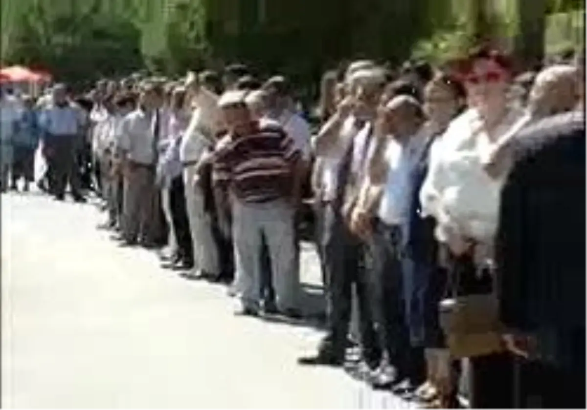 Antalya-Meclis Başkanı Şahin, Caddeye Adının Verilmesini İstemedi