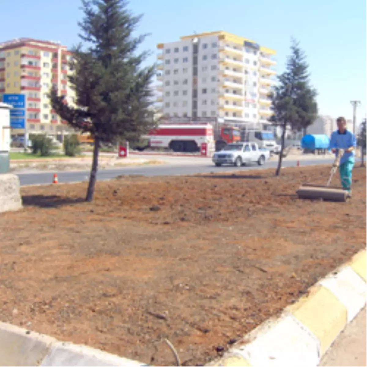 Çiçek Dikimlerine Başlanacak