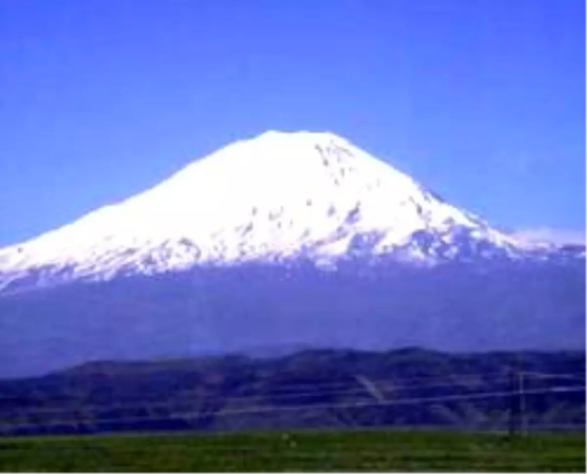Ermenistan\'dan 2. Ağrı Dağı Adımı