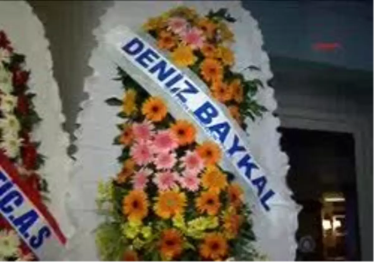 Antalya - Deniz Baykal ´Erdoğan´In Adaylığı Akp\'nin İç Meselesi´