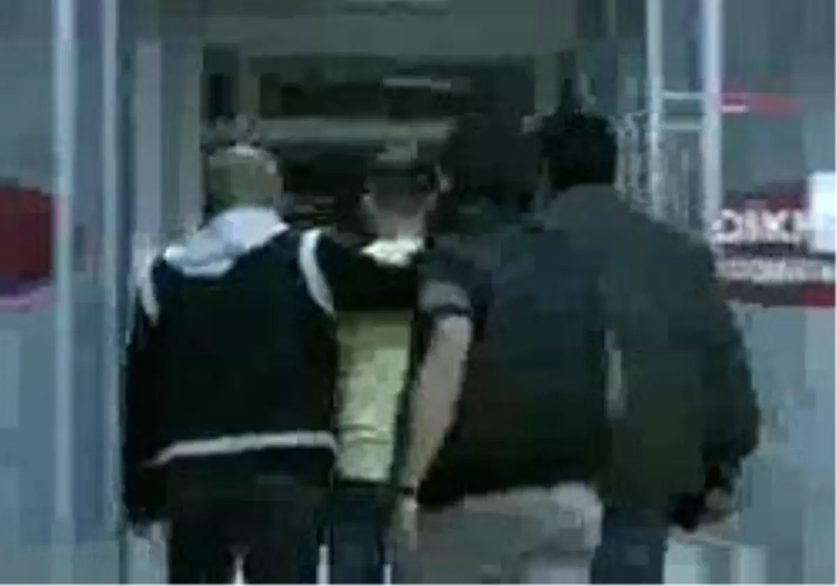 İnegöl - Tutuklanan Arkadaşlarını Görmek İçin Adliyeye Gelince Yakalandı