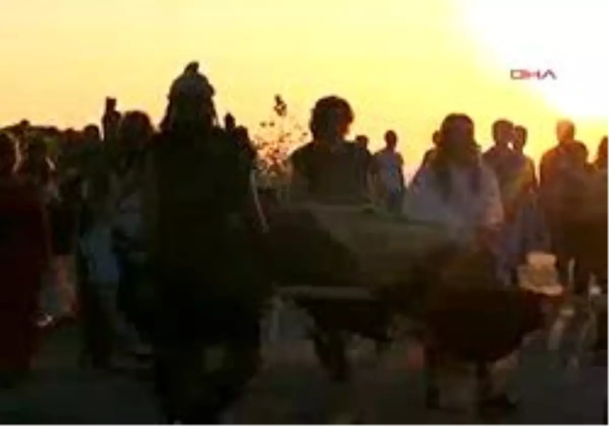 Çanakkale - Hektor İçin Ayin