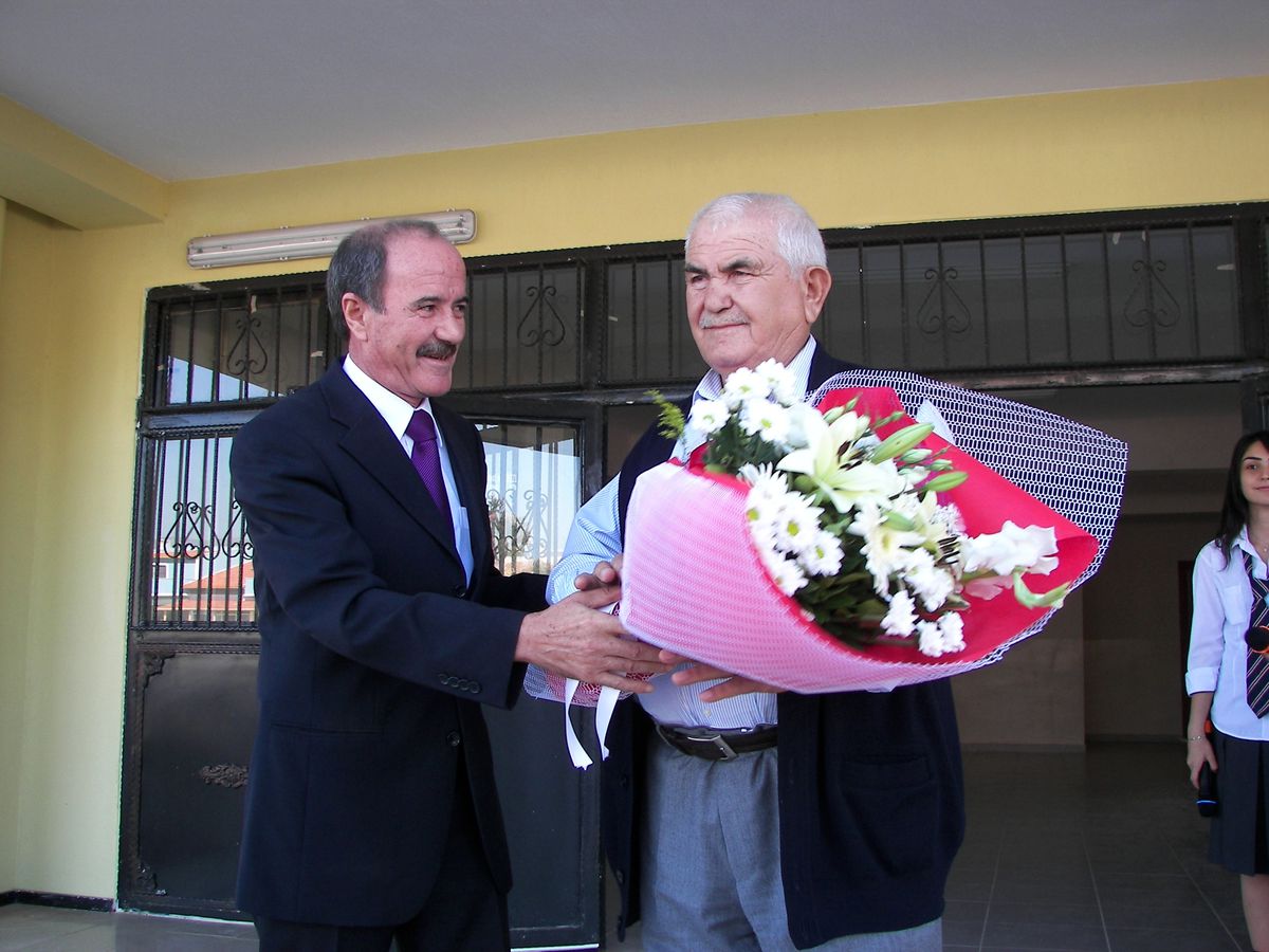 Ağlatan Açılış
