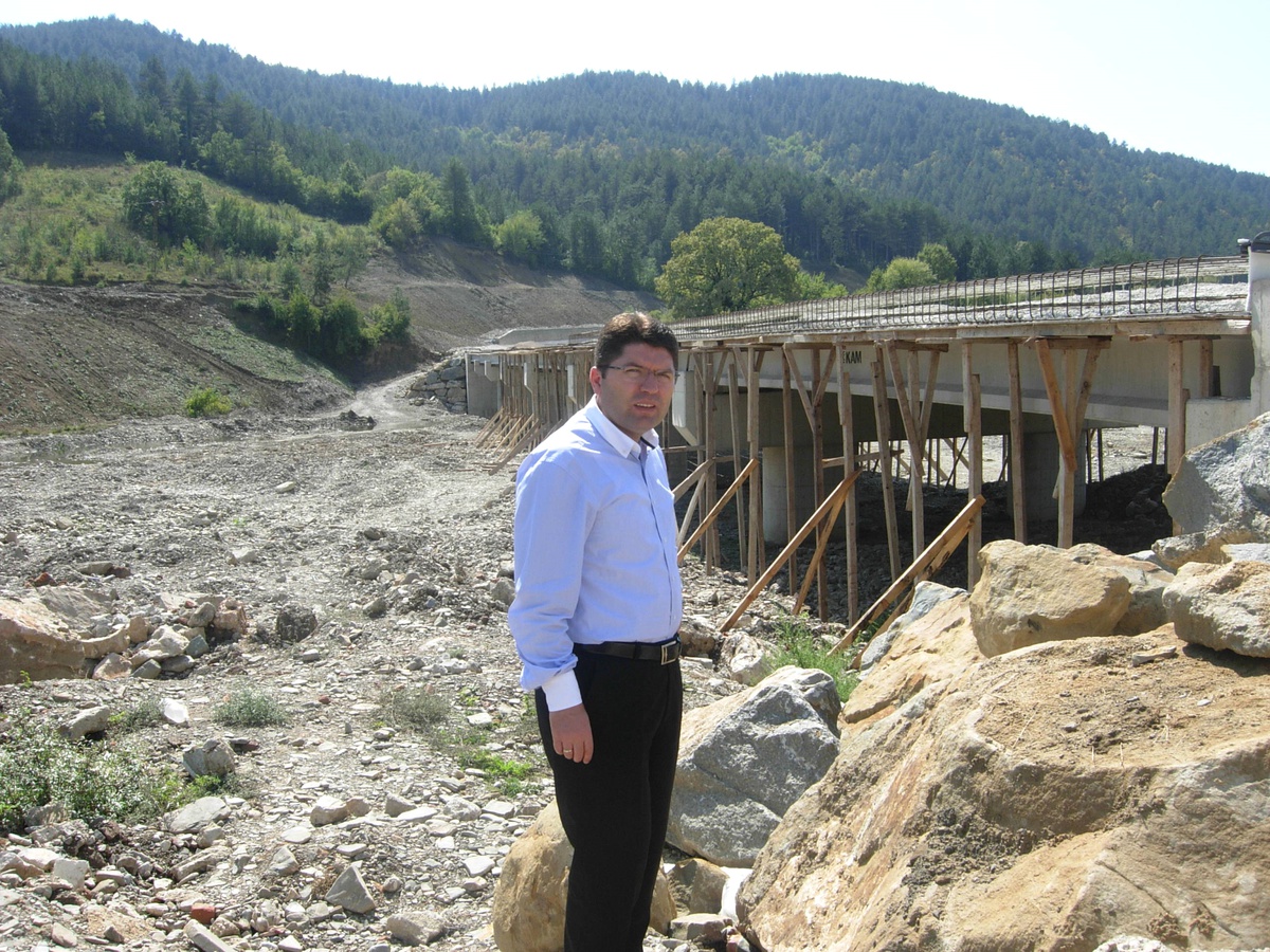 Milletvekili Yılmaz Tunç, Çakraz-Kurucaşile Yolu Ve Ulus Çevre Yolu Çalışmalarını Yerinde İnceledi