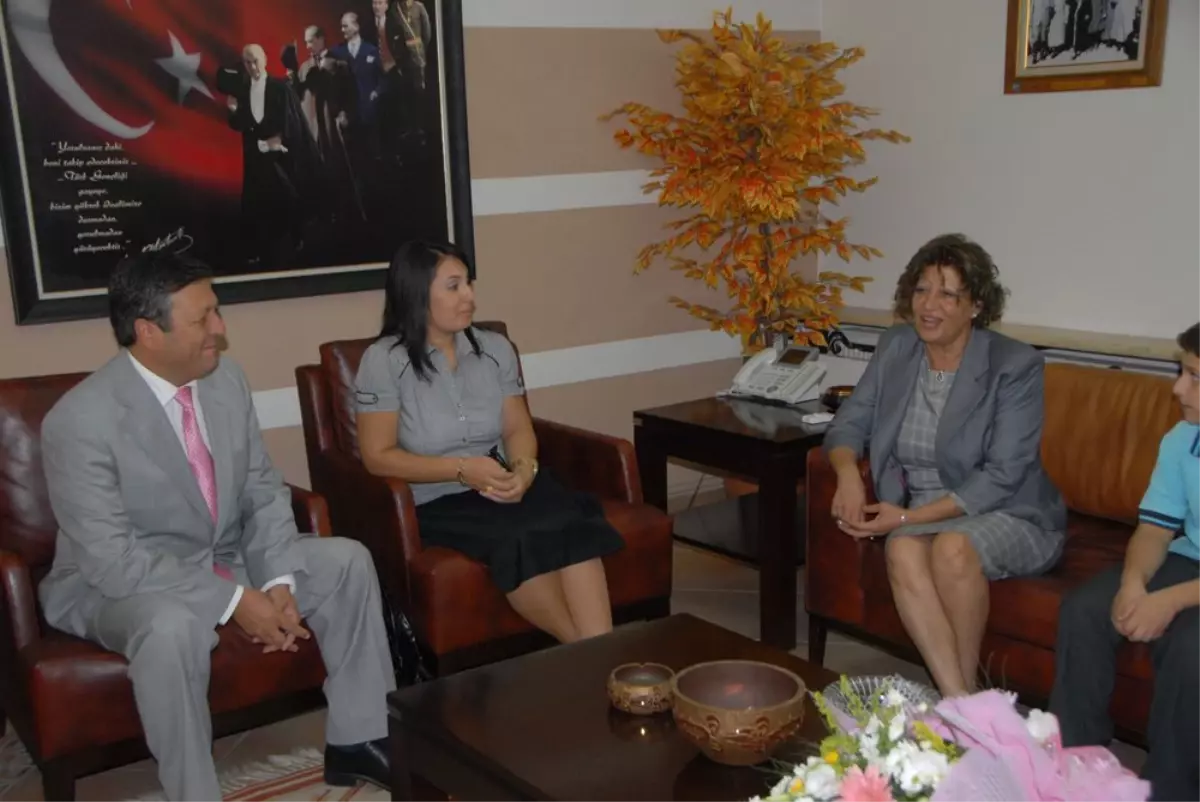 Organize Sanayi Öğrencileri Belediye’yi Ziyaret Etti