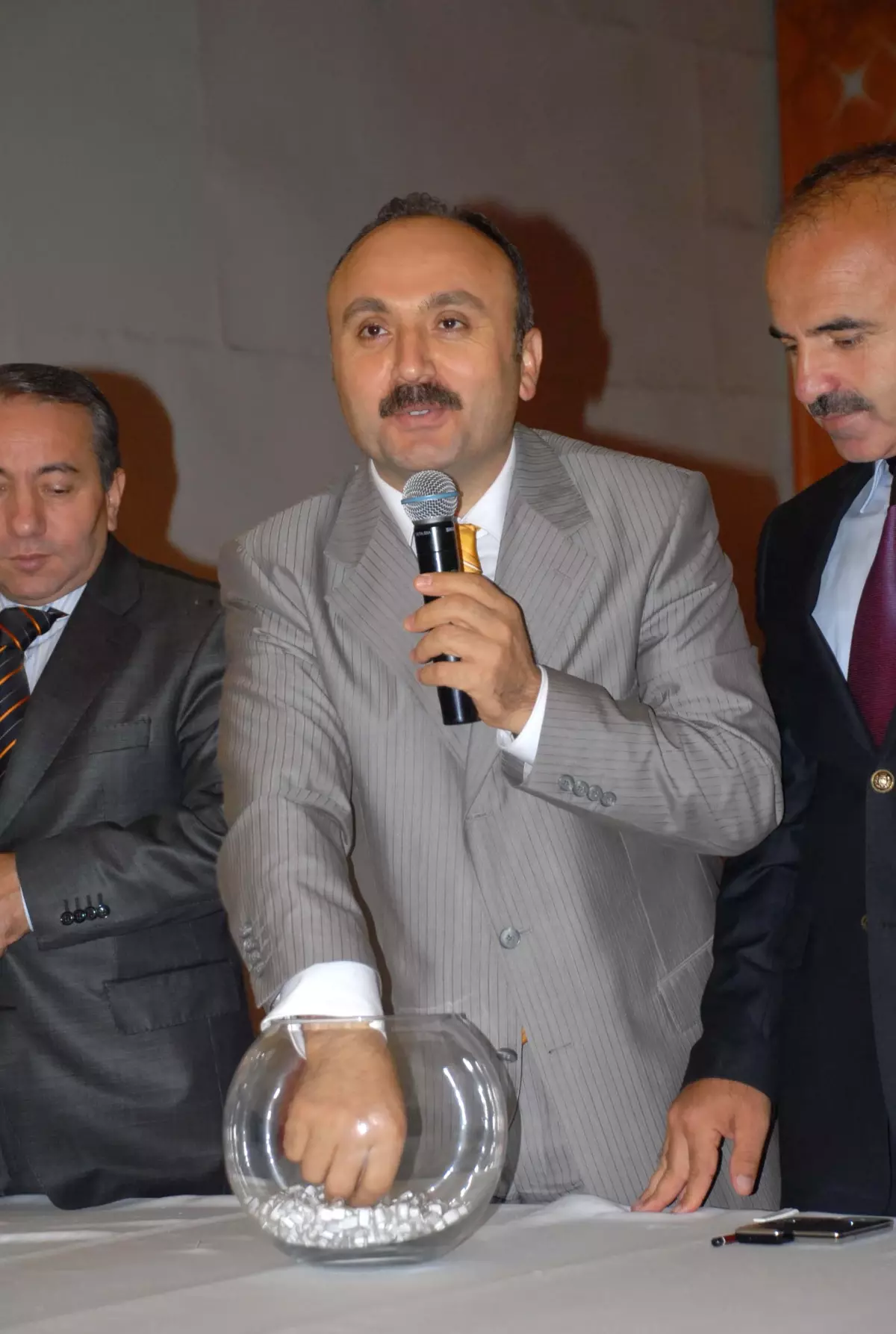 400 Kişiye Daha İş Kapısı