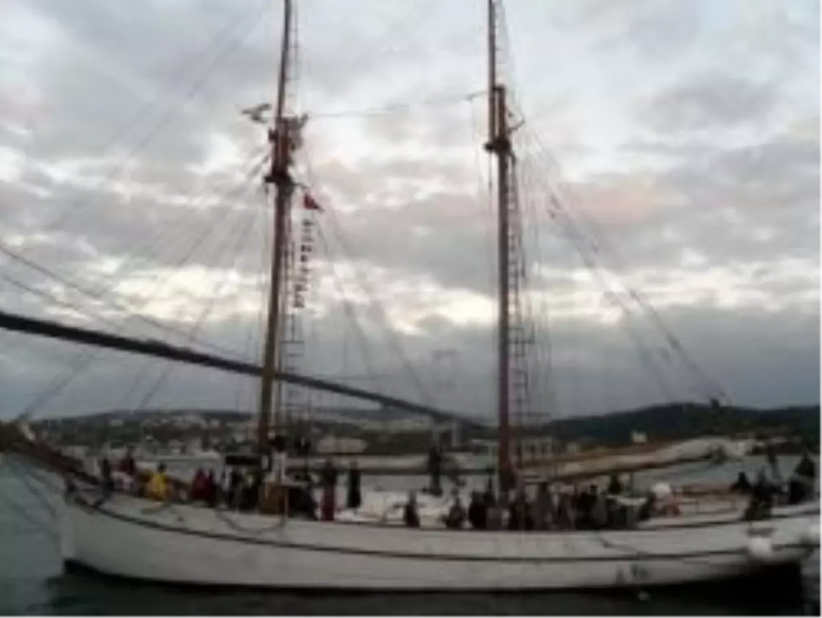 Bilim Ve Sanat Gemisi Hulda Son Durağı İstanbul\'da