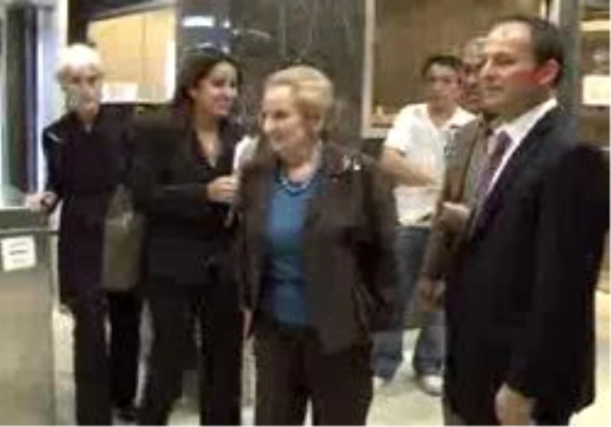 Cumhurbaşkanı Abdullah Gül, Madeleine Albright İle Görüştü