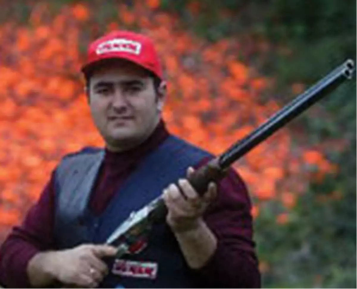 Oğuzhan Tüzün Altın Madalya Kazandı