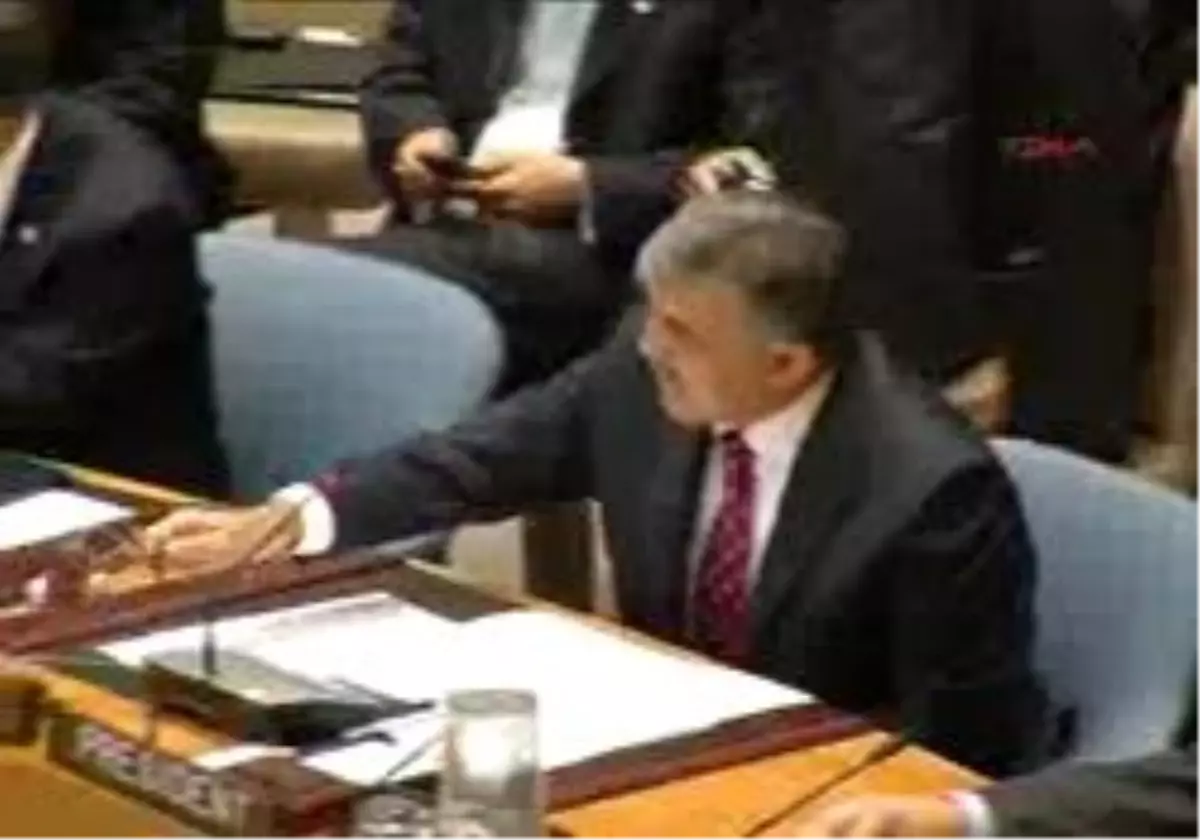 Cumhurbaşkanı Gül: "Türkiye Uluslararası Toplumun Barış Ve Refahına Katkıda Bulunmak İçin Etkin Çalışma Yürütüyor"